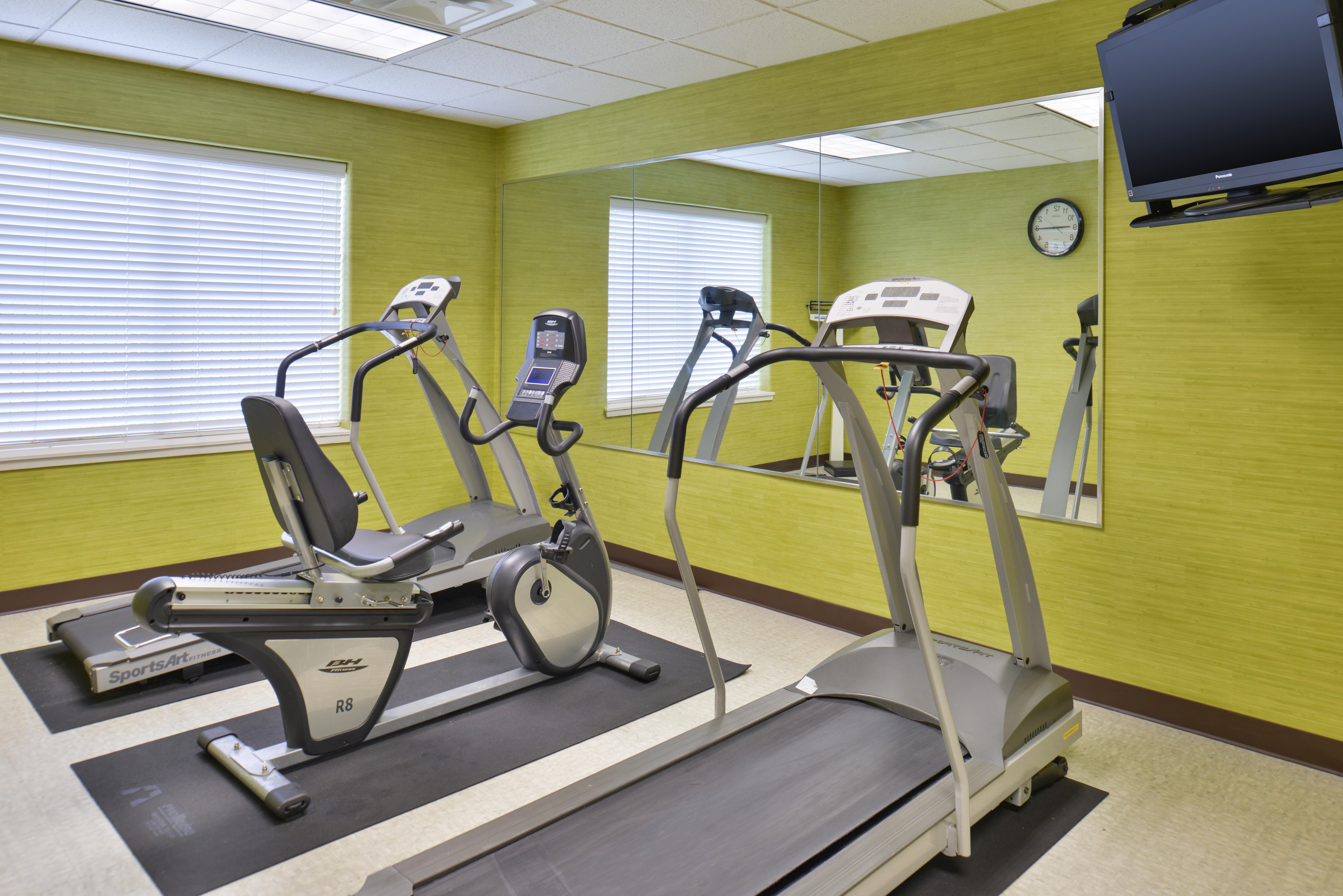 Holiday Inn Express & Suites San Antonio South מראה חיצוני תמונה